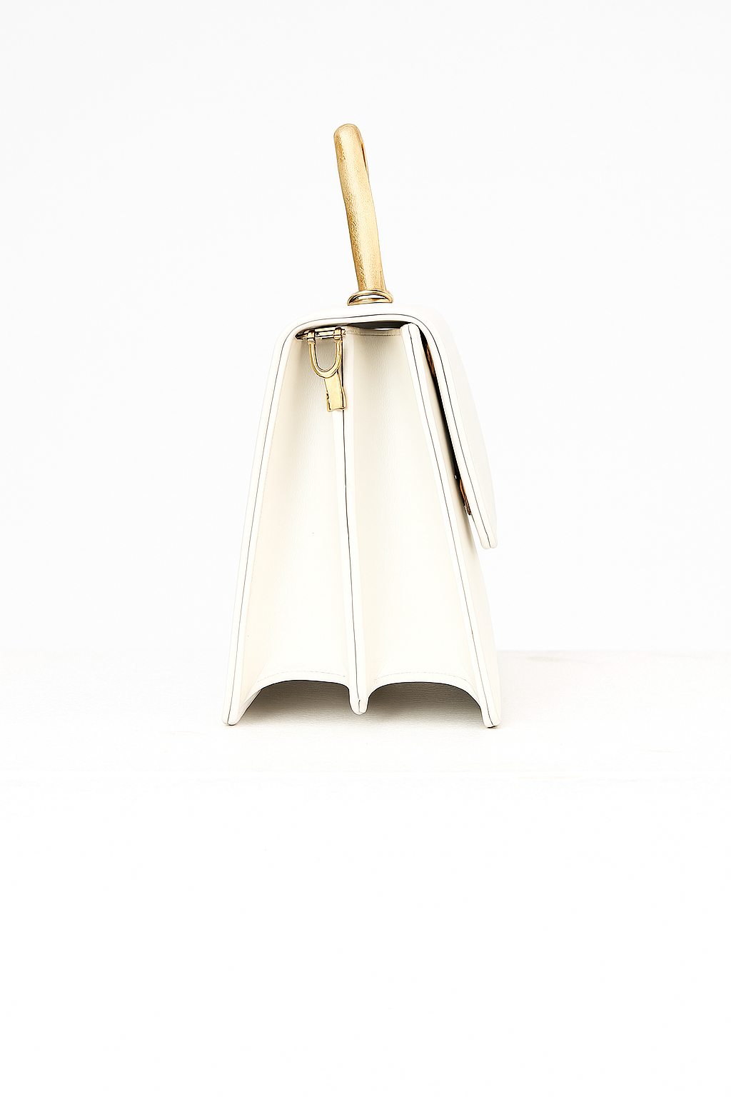 LĀVISH N’ BOLD - The Off White.